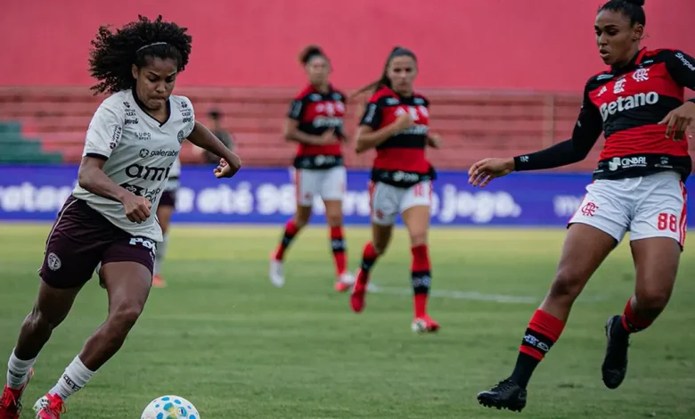 Entenda as novas diretrizes para o desenvolvimento do futebol feminino no Brasil e os desafios para transformar o esporte em um mercado sólido.