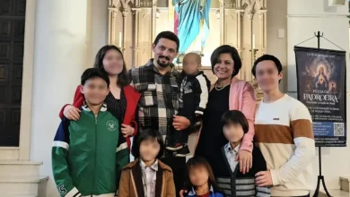 O Estado avança sobre a autoridade parental ao punir famílias que praticam o homeschooling, ignorando o sucesso intelectual e moral dos jovens.