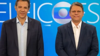 O último debate antes do primeiro turno coloca frente a frente o pragmatismo de Tarcísio e o modelo estatal de Haddad. Entenda o que está em jogo.
