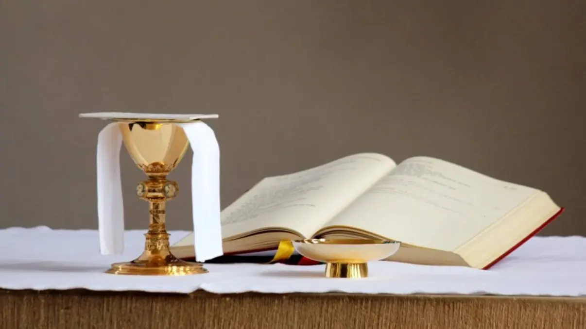 Líderes católicos orientam fiéis a combaterem a cultura do aborto através da empatia e do acolhimento, fortalecendo a defesa da vida e dos valores.